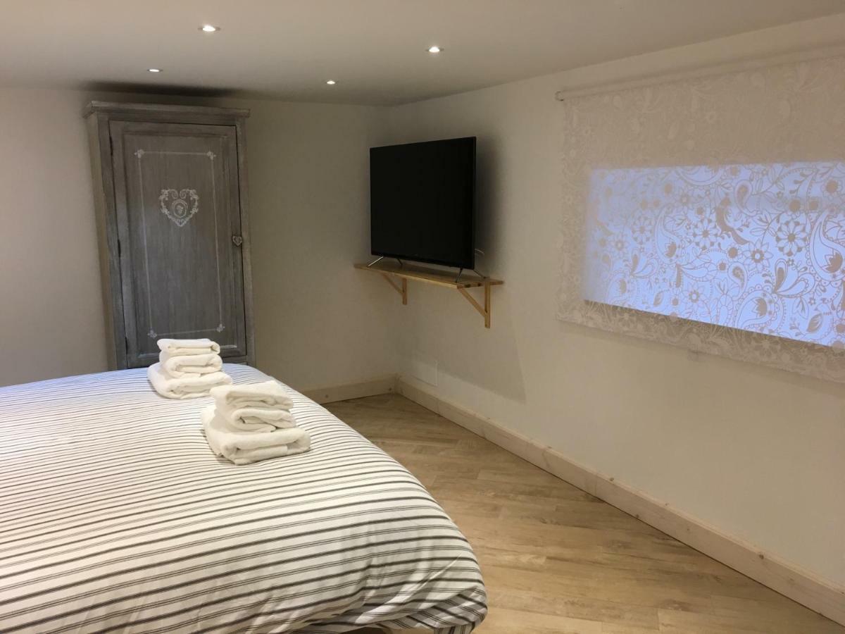 La Scalinata Di Chiaia 3* Napoli